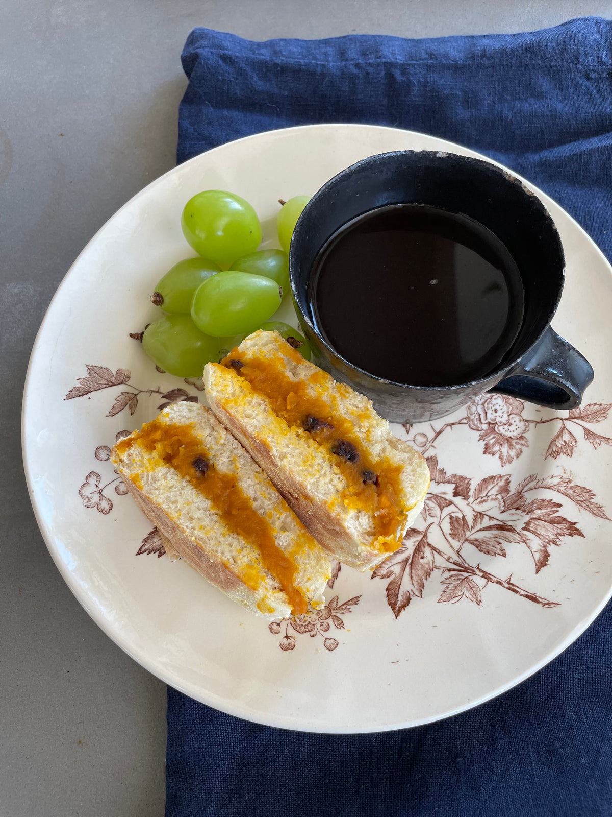 パンプキンラムレーズンホットサンド(厚焼きホットサンドベーカー“goooodⅡ”)