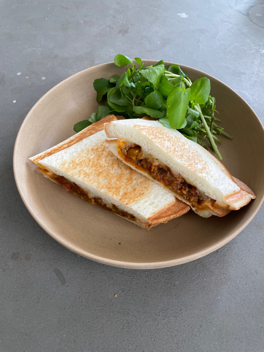 カレーミートソースホットサンド（厚焼きホットサンドベーカー