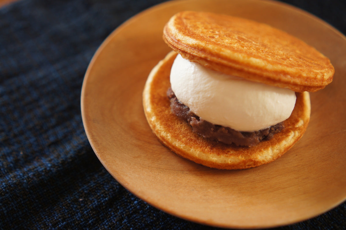 どら焼きマリトッツオ（ワッフル＆ホットサンドベーカー+パンケーキプレート）