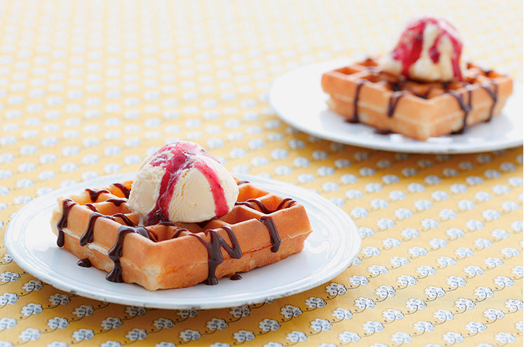ワッフル&ホットサンドベーカー（11,000円→5,000円） Vitantonio/ビタントニオ＞エッグワッフル＆ホットサンドベーカー